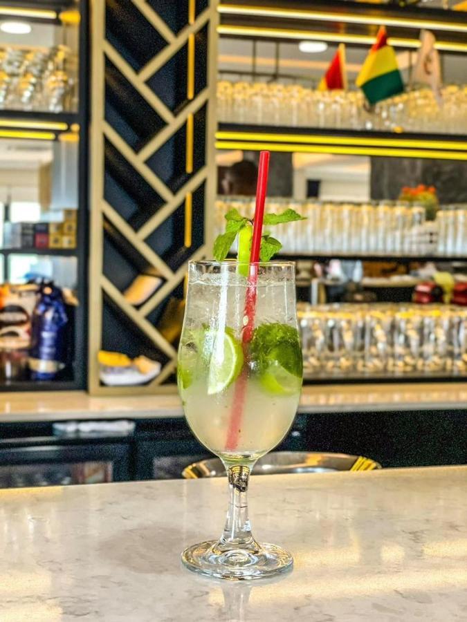 Souare Premium Hotel コナクリ エクステリア 写真