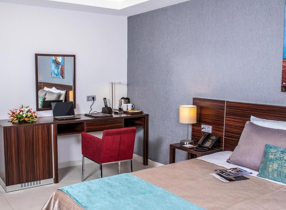 Souare Premium Hotel コナクリ エクステリア 写真