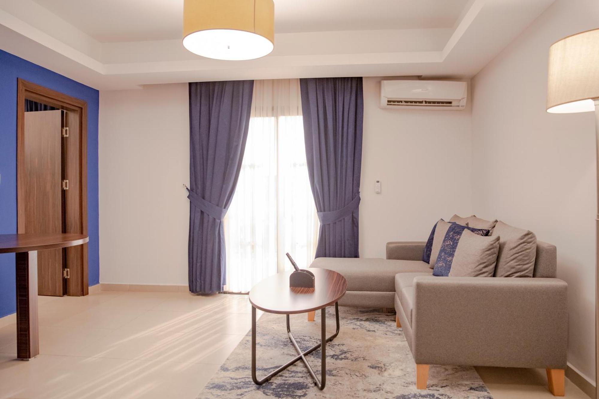 Souare Premium Hotel コナクリ エクステリア 写真